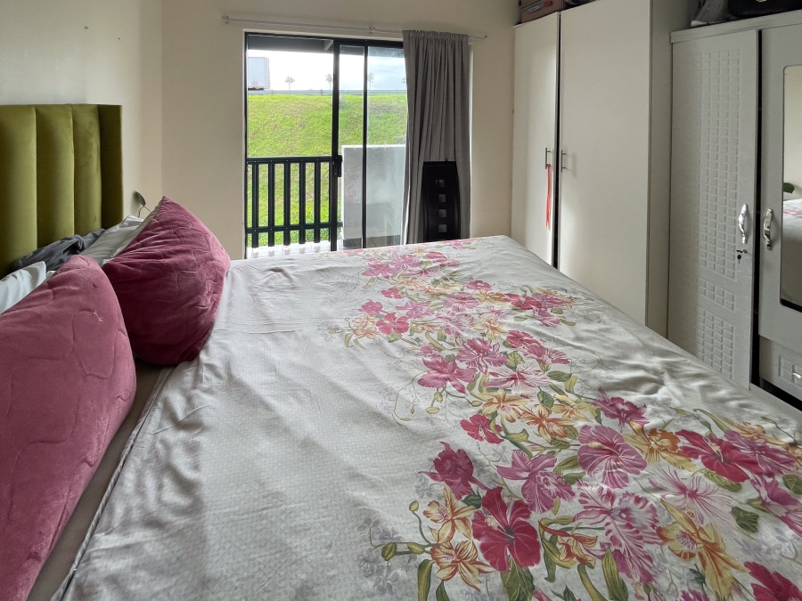 2 Bedroom Property for Sale in Parklands Western Cape